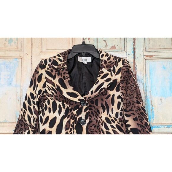 Le Suit Womens Size 6 Brown Leopard Print Collared Slit Cuff 3 Button Blazer - Picture 2 of 7